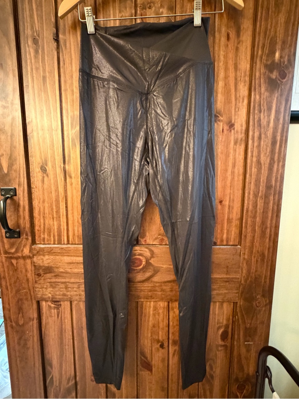 HALARA Shiny High-Waist Faux Leather Leggings - Black